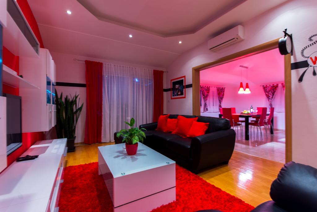 Apartments Barba โตรกีร์ ภายนอก รูปภาพ