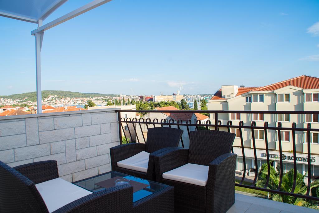 Apartments Barba โตรกีร์ ภายนอก รูปภาพ