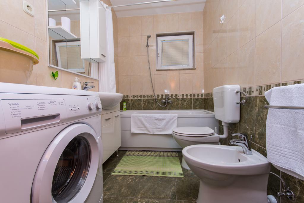 Apartments Barba โตรกีร์ ภายนอก รูปภาพ